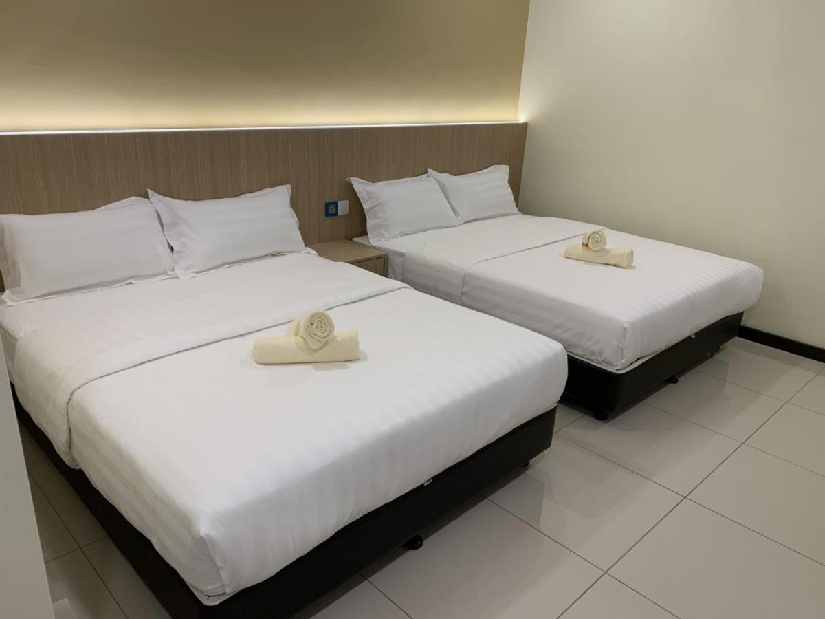 M Quality Hotel 구아 무상 외부 사진